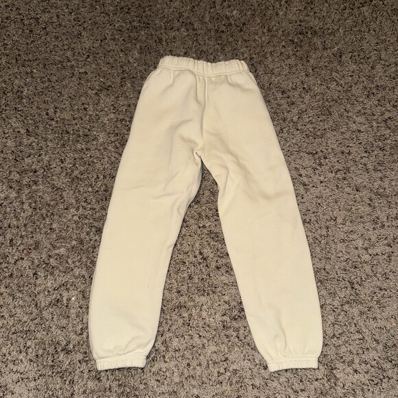 Essentials Fear Of God SS'23 Sweatpants Egg Shell Kids Size Small 6/7 - Picture 2 of 3
